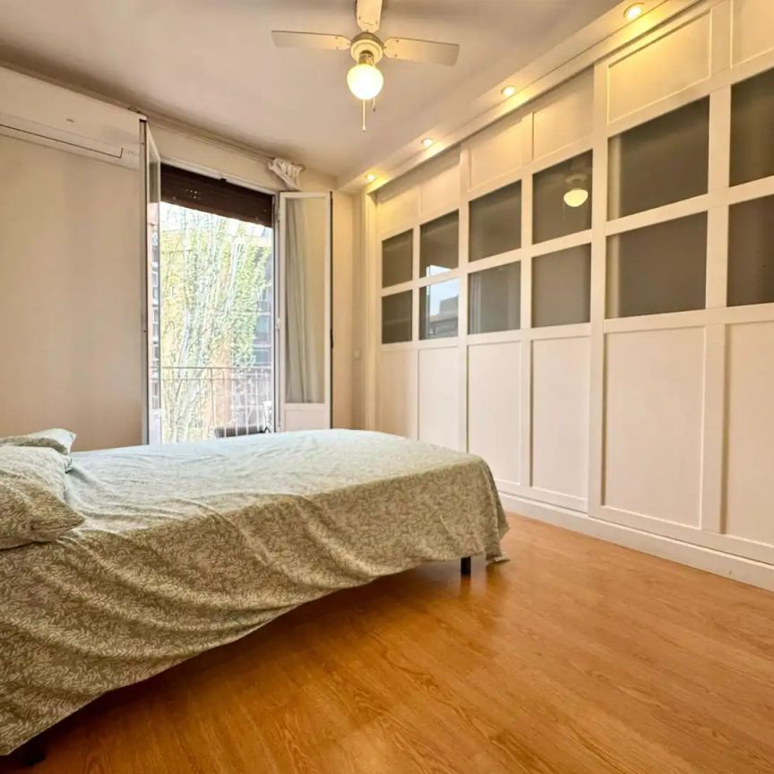 Apartamento de alquiler en Calle Bocangel, Fuente del Berro - Photo 1