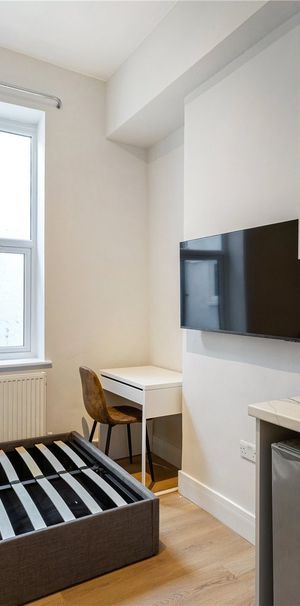 Uxbridge Road, London, W12 ground floor flat to rent - Photo 1