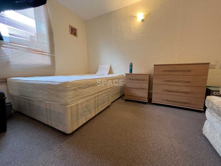 BEDSIT, Southampton Street, Reading, Berkshire, RG1 2RB - Bedsit 1 - Photo 2