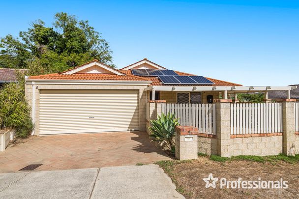 1/8 Piedmont Court, Nollamara WA 6061 - Photo 1