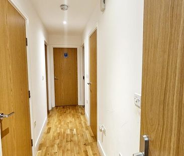 3 bedroom flat to rent - Photo 1