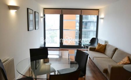 1 Bedroom flat to rent in Proton Tower, Blackwall Way, E14 - Photo 5