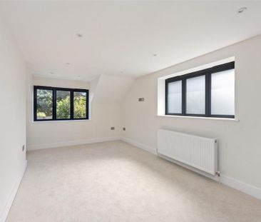 3 bedroom detached house to rent - Photo 2