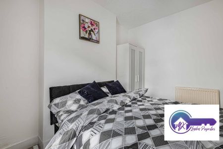 1 Bedroom Room in Flat Share To Rent - Photo 2