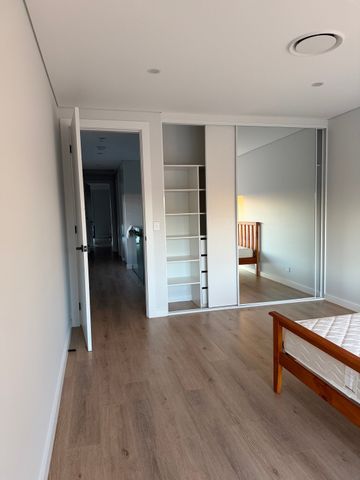 Condell Park - Photo 3