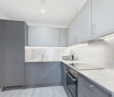 Station Road, Egham - 1 bedroomProperty for lettings - Seymours - Photo 5