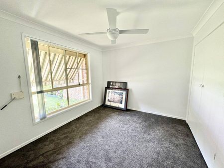Charming 2-Bedroom Villa - Photo 3