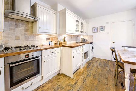 A fantastic one bedroom flat close to Battersea Park. - Photo 4