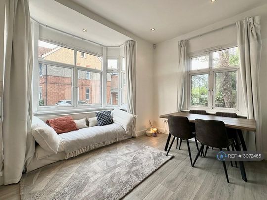 2 bedroom semi-detached house to rent - Photo 1