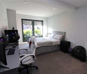 Balmoral Apartments, Valkyrie Road, Westcliff-on-sea, Essex, SS0 - Photo 6