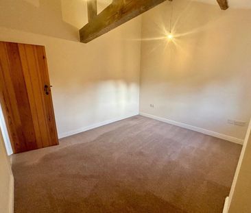 Winsford, Darnhall - Photo 3