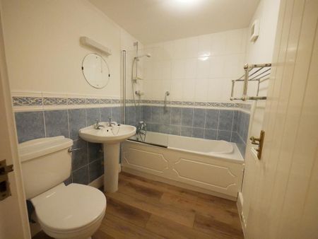 2 bedroom apartment to rent - Photo 5