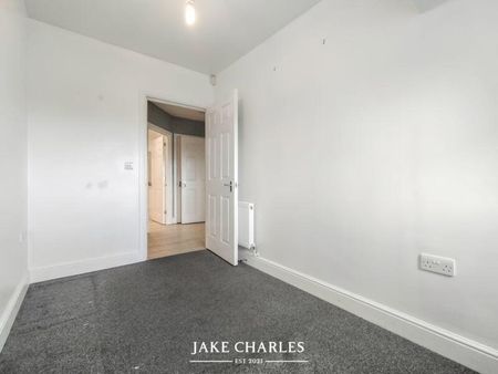 2 Bedroom Flat - Photo 5