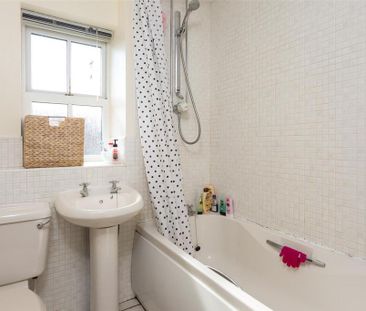 2 bedroom detached house to rent - Photo 4