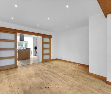 A beautifully presented four bedroom terraced home offering generou... - Photo 3