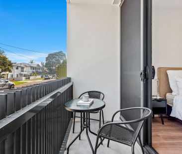 Fully Furnished Studio Living - Utilities Included - Photo 1