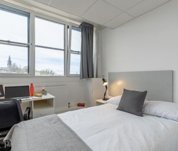 1 bedroom private hall to rent - Photo 1