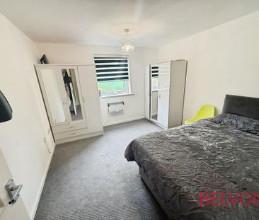 2 bedroom flat to rent - Photo 6