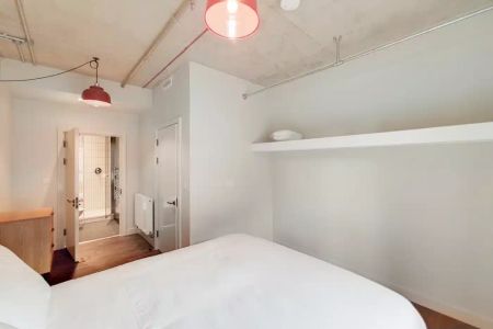 3 Bed Apartment - Photo 5