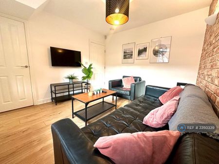 3 bedroom terraced house to rent - Photo 2