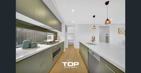 Perfect Blend of Comfort and Convenience in Clyde’s Five Farms Estate!! - Photo 5