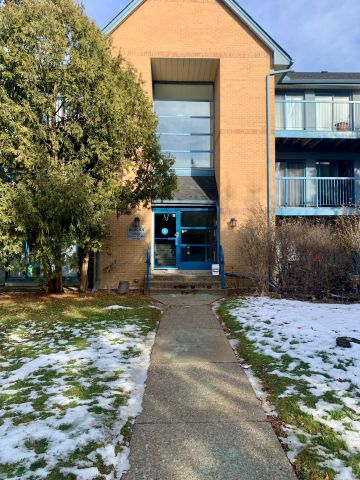 For Lease - 95 Trailwood Drive Unit# 922, Mississauga, Ontario - Photo 3