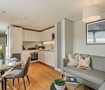 3 bedroom flat to rent - Photo 1