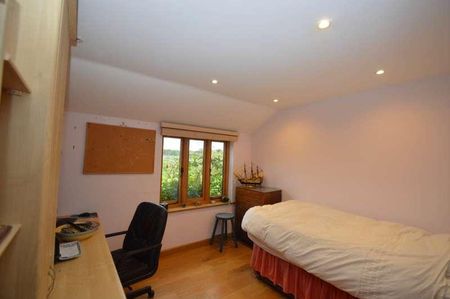 Chobham, GU24 - Photo 5