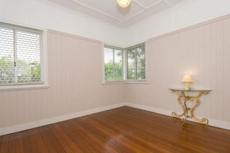 66 Abbotsleigh Street, - Photo 4