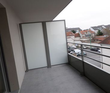 APPARTEMENT F2 récent en résidence à CORMONTREUIL - Photo 6