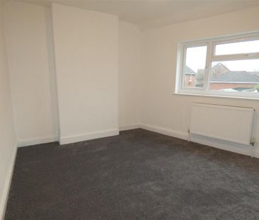 2 bedroom detached house to rent - Photo 2