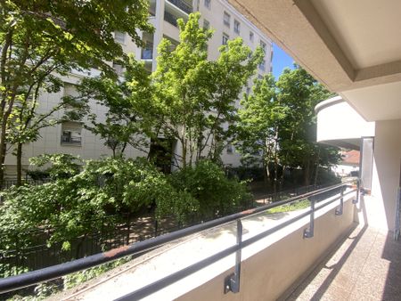 3 PIECES MEUBLE AVEC GRAND BALCON - Photo 3