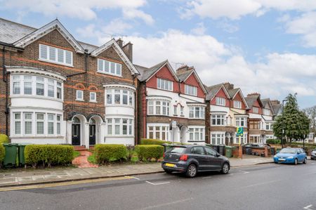 Drewstead Road, Streatham Hill, SW16 - Photo 2