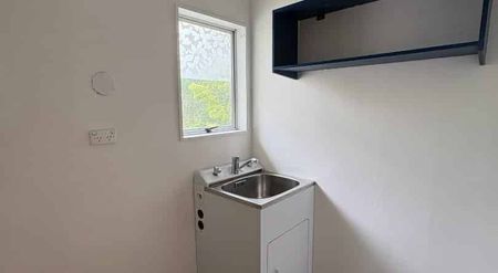 3-Bedroom Family Home in Onerahi - Photo 4