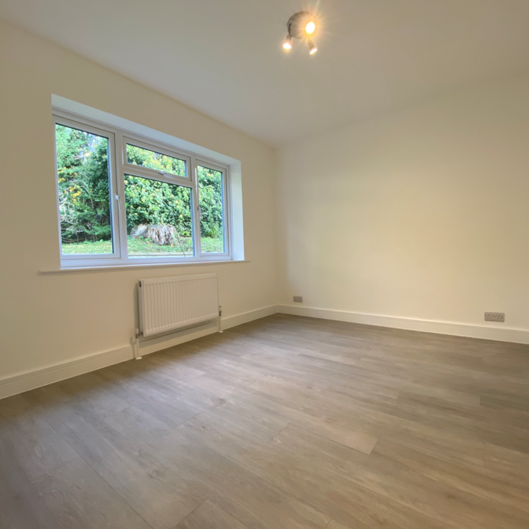 2 bedroom ground floor maisonette to rent - Photo 1