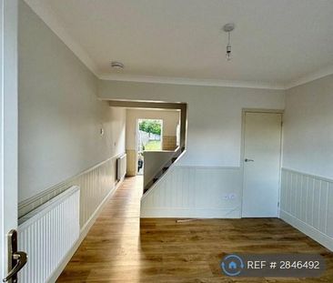 2 bedroom terraced house to rent - Photo 6
