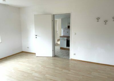 Helle, gepflegte 2 Zimmer Wohnung in sonniger Waldrandlage. - Photo 3