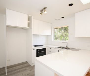 8 Herbert St, Ringwood, Vic 3134 - Photo 1