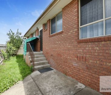 Low Maintenance Living! - Photo 4