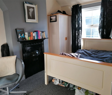 Penchwintan Road, Bangor, Gwynedd, LL57 - Photo 1