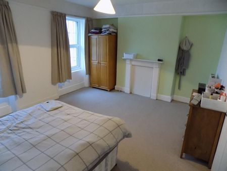 2 bedroom maisonette to rent - Photo 5