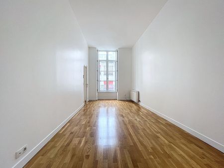 Apartment - Photo 2