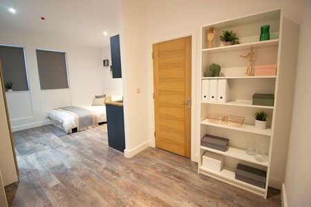 Studio to rent - Photo 2