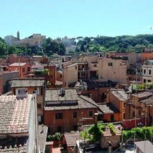 Attic-Trastevere: Modern, partially furnished two bedroom, kitchen, bath, living, panoramic balcony. Attractive building with elevator, bright, silent and near all Ref. 1246 - Photo 1
