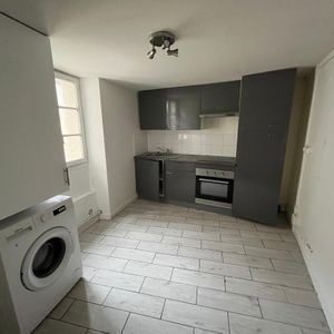 Location Appartement 1 pièce 26m² LA FERTE GAUCHER 77320 - Photo 3