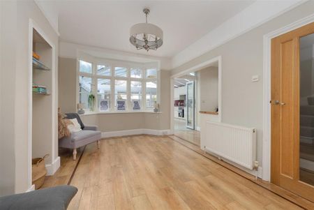 3 bedroom semi-detached house to rent - Photo 5