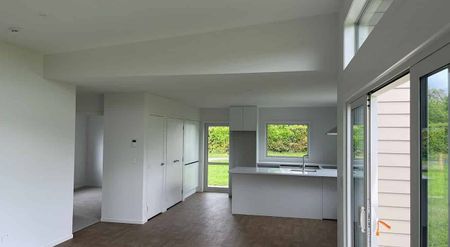 Sunny Rural Living Close to Motorway - Photo 4