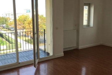 BORDEAUX APPARTEMENT T3 AVEC BALCON PROCHE TOUTES COMMODITE - Photo 4