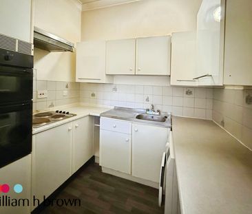 Stanford House, East Tilbury, Princess Margaret Road - Photo 5