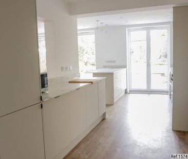 4 bedroom semi-detached house to rent - Photo 5